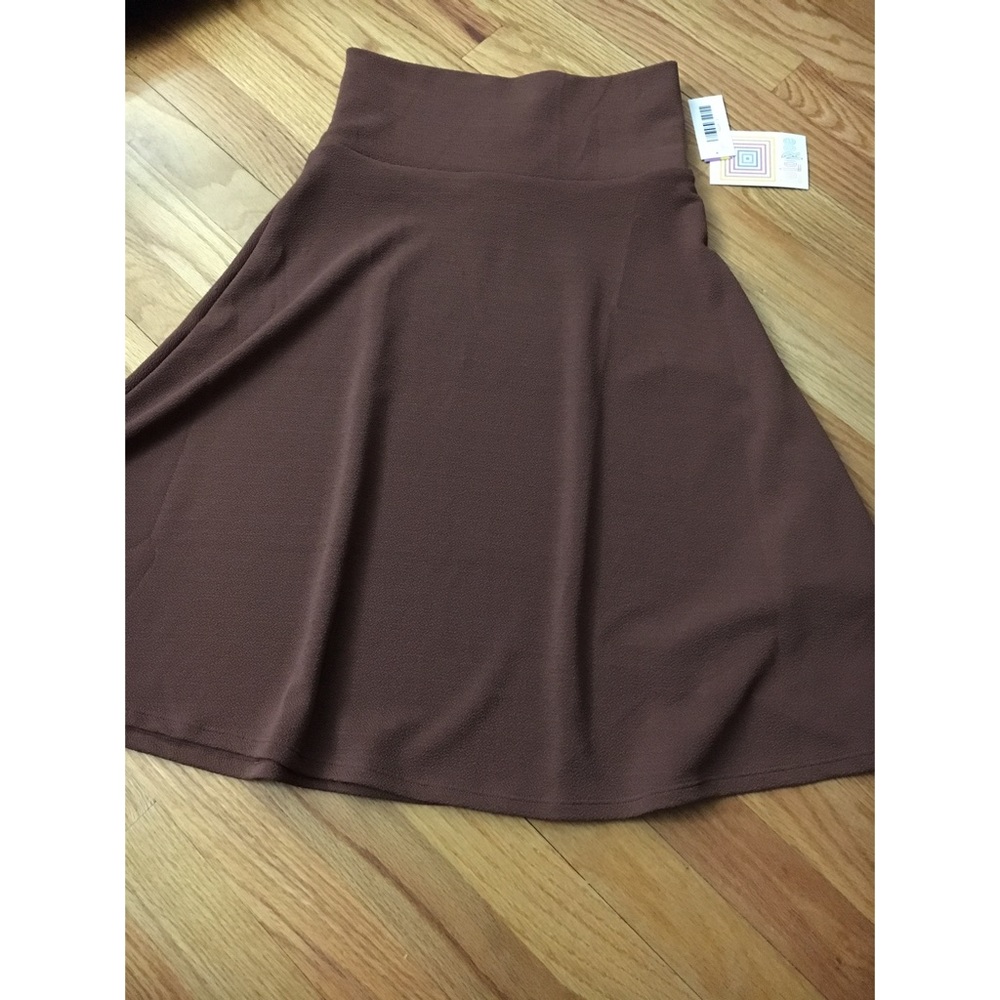 Lularoe Azure skirt 😁